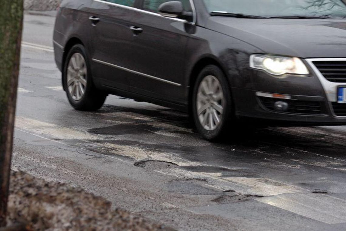 Miasto zleca wielki przegląd stanu jezdni i chodników Miasto zleca wielki przegląd stanu jezdni i chodników