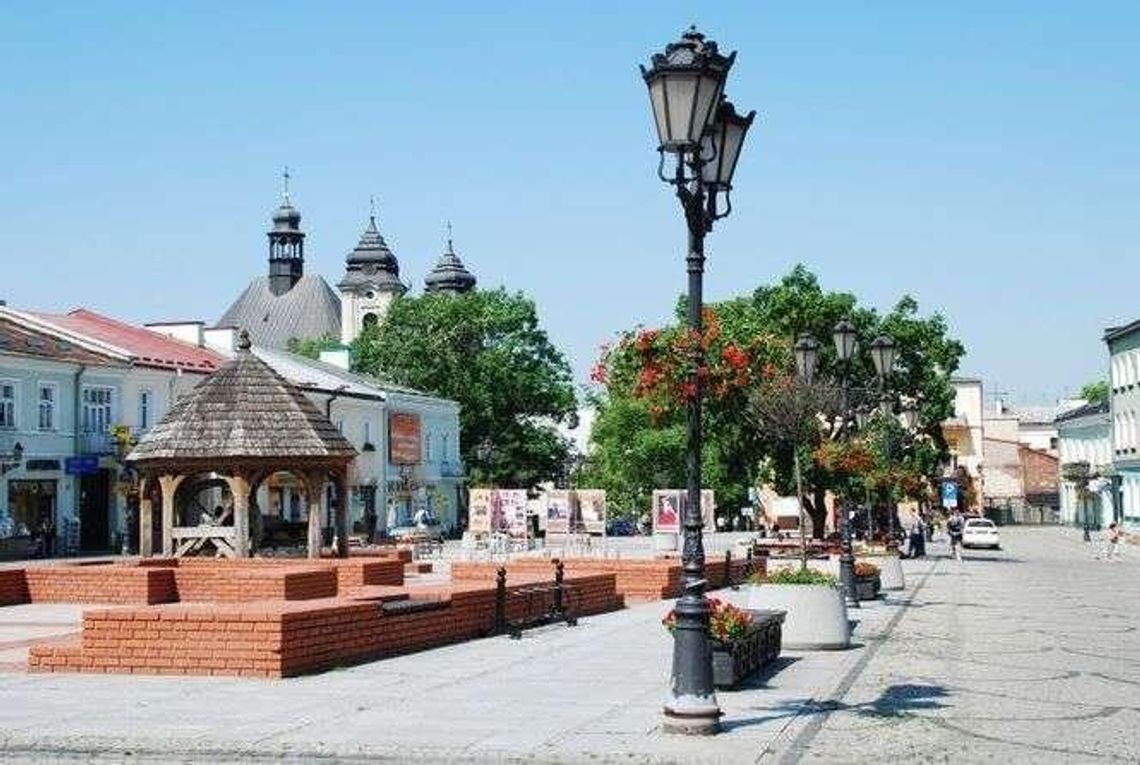 Miasto zmienia zasady. Będą letnie ogródki na chełmskiej starówce
