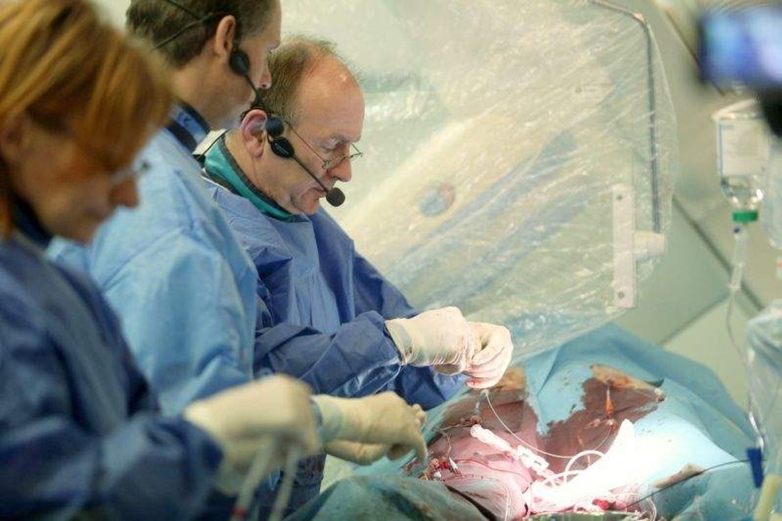 Międzynarodowo na sali operacyjnej. Inwazja na zamknięte tętnice Międzynarodowo na sali operacyjnej. Inwazja na zamknięte tętnice