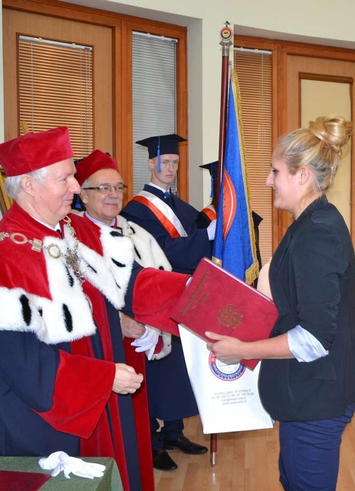 Międzynarodowo w Wyższej Szkole Społeczno-Przyrodniczej Międzynarodowo w Wyższej Szkole Społeczno-Przyrodniczej