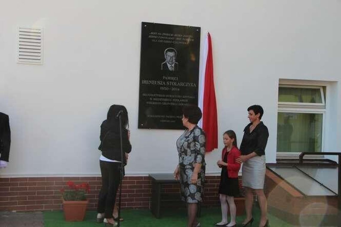 Międzyrzec Podlaski: Odejście nie oznacza zapomnienia. Odsłonięto pamiątkową tablicę