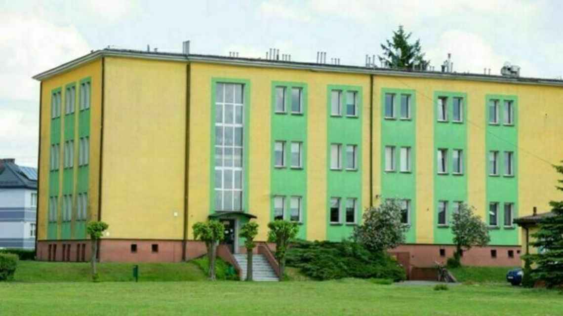 Międzyrzec Podlaski: Radny obawia się anten na szkolnym internacie