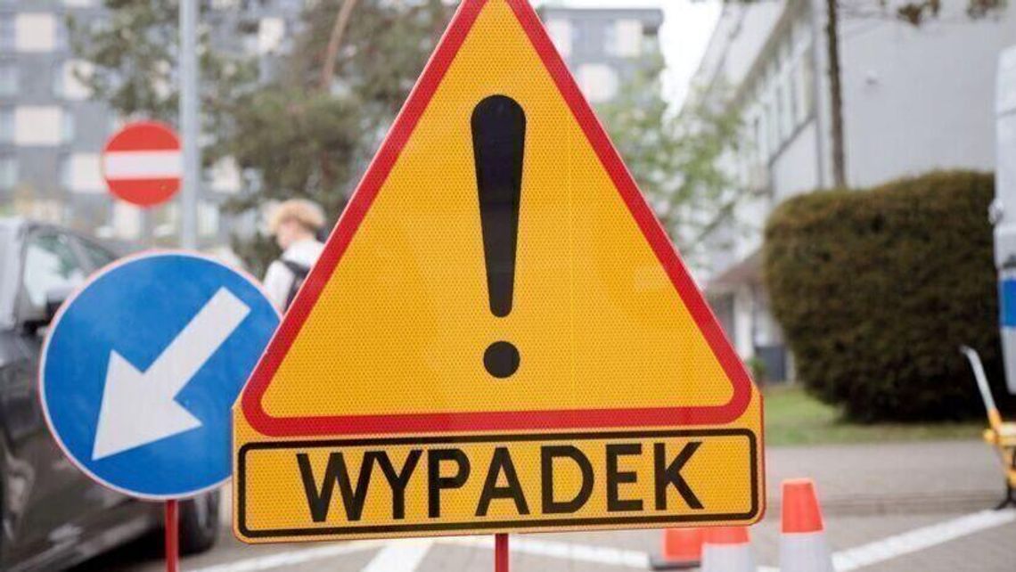 Międzyrzec Podlaski: Zderzenie dwóch aut osobowych i ciężarówki Międzyrzec Podlaski: Zderzenie dwóch aut osobowych i ciężarówki