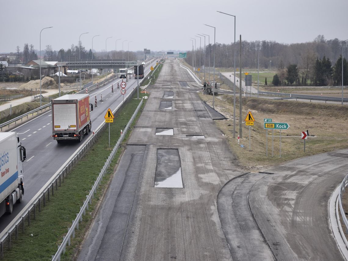 Miesiące do otwarcia drugiej nitki obwodnicy Kocka. Zdjęcia z budowy obwodnica_Kocka