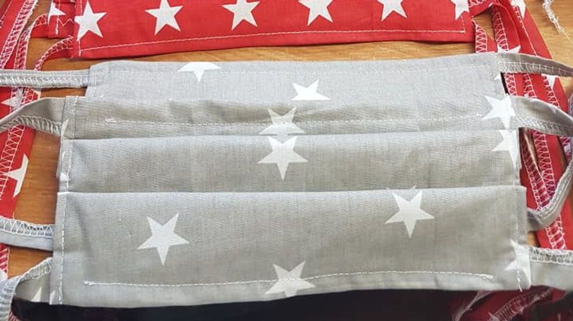 Mieszkańcy Białej Podlaskiej organizują się na Facebooku. Szyją maseczki potrzebującym Mieszkańcy Białej Podlaskiej organizują się na Facebooku. Szyją maseczki potrzebującym