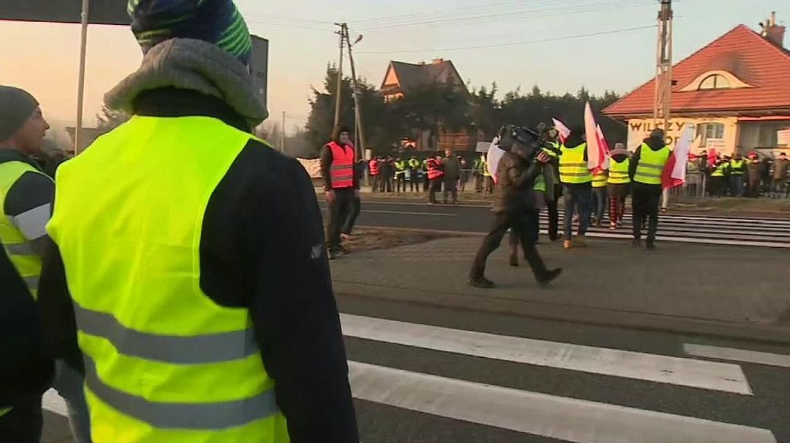 Mieszkańcy Krzyszkowic zablokowali Zakopiankę. Domagają się bezpiecznego przejścia dla pieszych