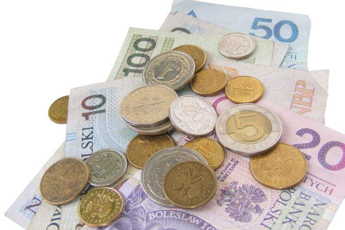 Mieszkańcy Łęcznej chcą obniżyć radnym diety