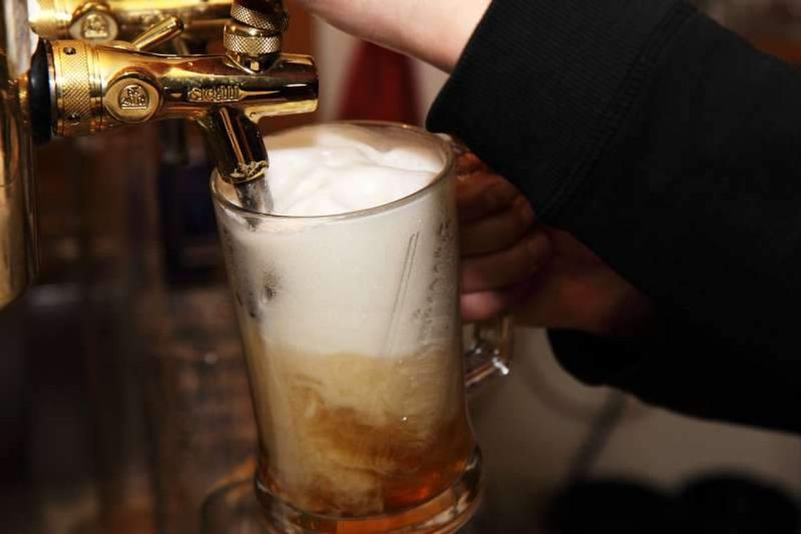 Mieszkańcy Lublina wydają coraz więcej na alkohol Mieszkańcy Lublina wydają coraz więcej na alkohol
