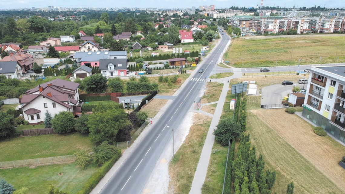 Mieszkańcy mają dość wertepów i proszą o remont ul. Nałkowskich w Lublinie. Znamy odpowiedź Ratusza