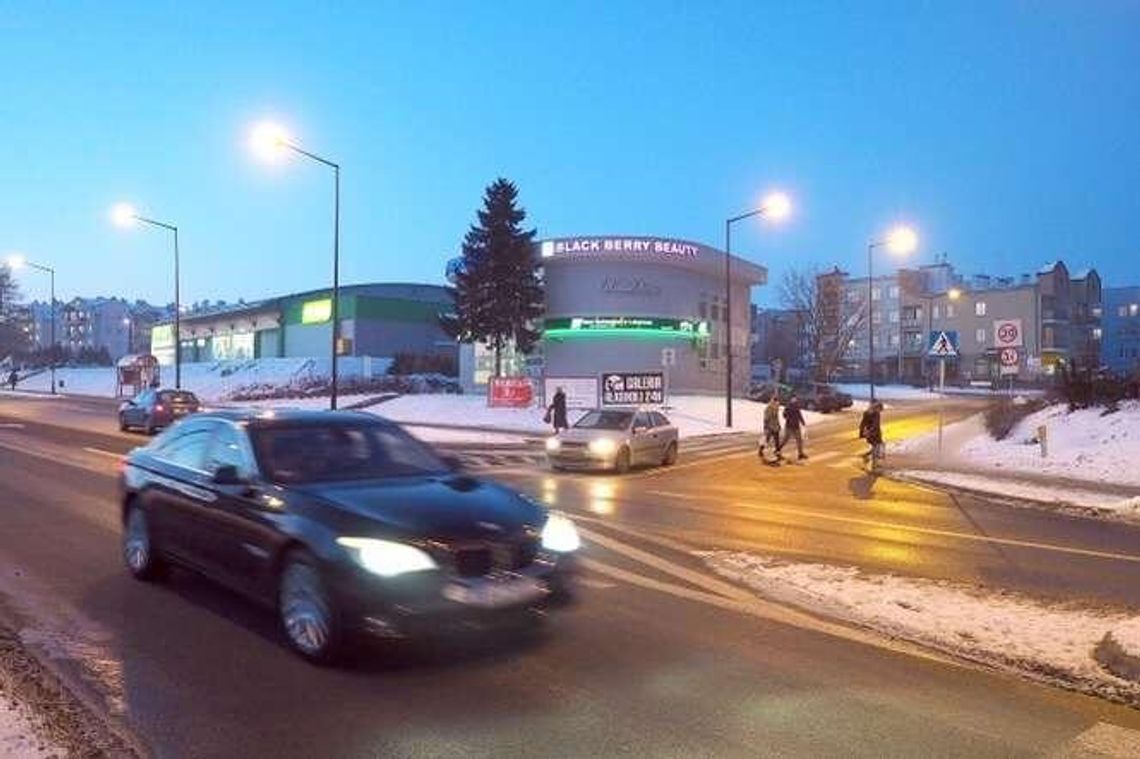 Mieszkańcy os. Botanik boją się nadajników. "Będą promieniować w nasze okna" Mieszkańcy os. Botanik boją się nadajników. "Będą promieniować w nasze okna"