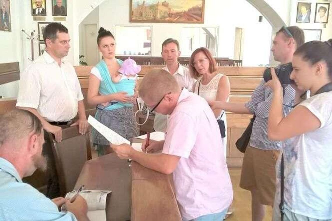 Mieszkańcy Ponikwody zamiast kościoła wolą mieć szkołę