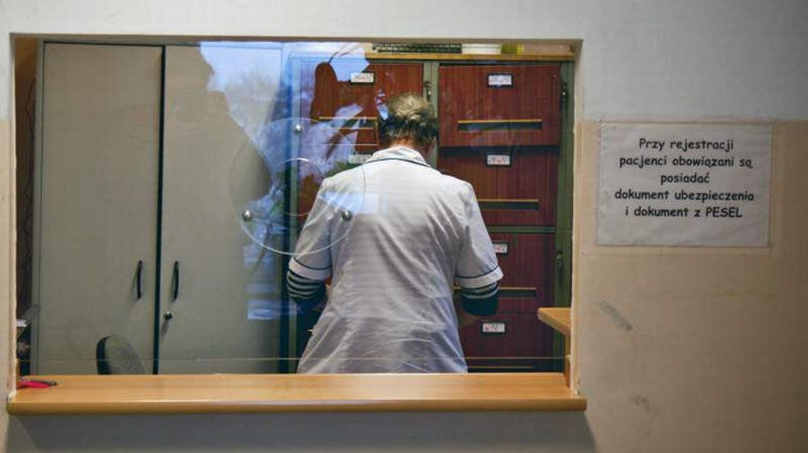 Mieszkańcy powiatu ryckiego po pomoc nocą do Dęblina