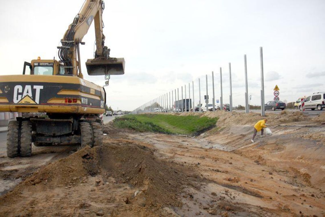 Mieszkańcy skarżą się na budowę S17:  \"Ekspresówka  odcięła nas od świata!\"