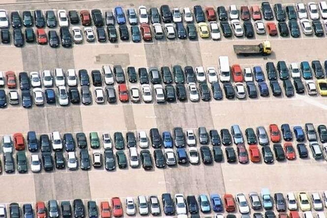 Mieszkańcy Zamościa oblegają wydział komunikacji