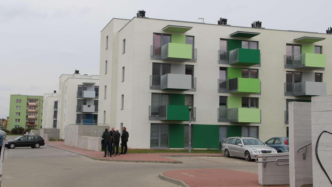 Mieszkania Plus. "Mamy październik i tych umów nie ma" Mieszkania Plus. "Mamy październik i tych umów nie ma"