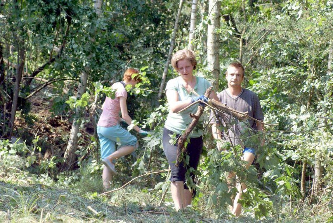 Mieszkanie Porosiuków budują sobie plażę