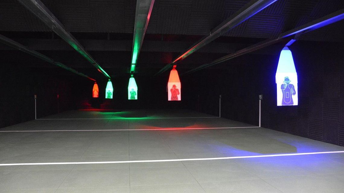 Migające czerwone światła i strzał! W Chełmie jest jedna z najnowocześniejszych strzelnic w Lubelskiem