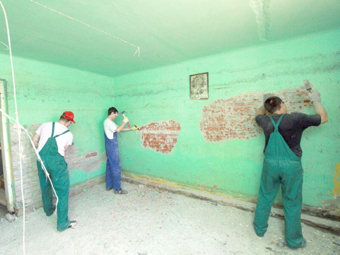 Miliony na zasiłki dla powodzian, ale Wisła jest nadal niedrożna