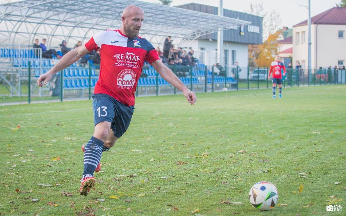 Milowy krok Sparty Łabunie w kierunku utrzymania. Wyniki i tabela Macron zamojskiej klasy okręgowej Milowy krok Sparty Łabunie w kierunku utrzymania. Wyniki i tabela Macron zamojskiej klasy okręgowej