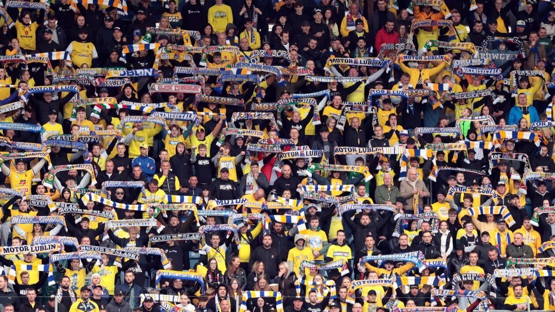 Mimo wysokiej porażki z Piastem piłkarze Motoru mogli liczyć na wsparcie kibiców. "Nie kupisz tego za żadne pieniądze"