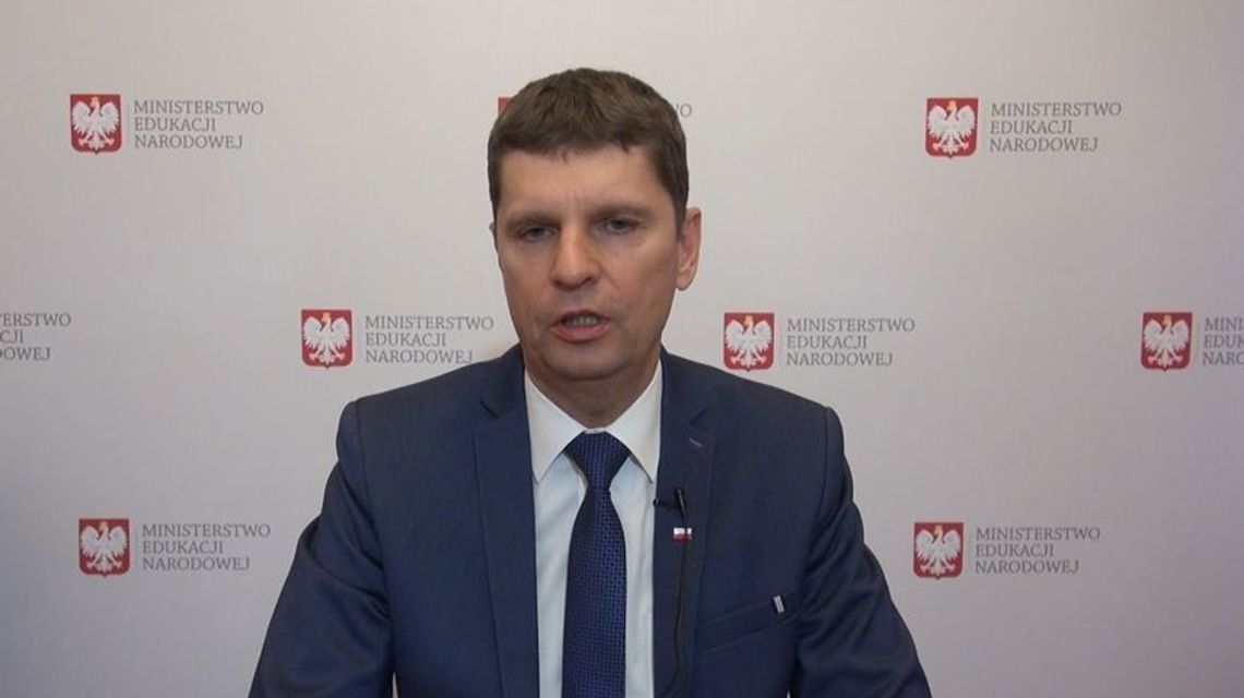 Minister edukacji narodowej: Za 2-3 tygodnie decyzje ws. ewentualnego powrotu do szkół Minister edukacji narodowej: Za 2-3 tygodnie decyzje ws. ewentualnego powrotu do szkół