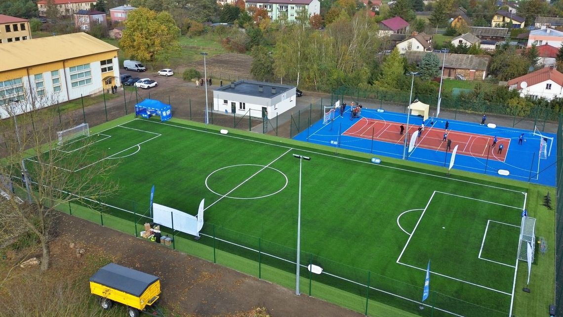 Minister sportu otworzył nowy orlik w gminie Drelów 