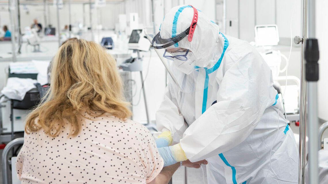 Minister zdrowia: Prognozy przewidują, że pod koniec września będzie ok. 1300 hospitalizacji z powodu COVID-19