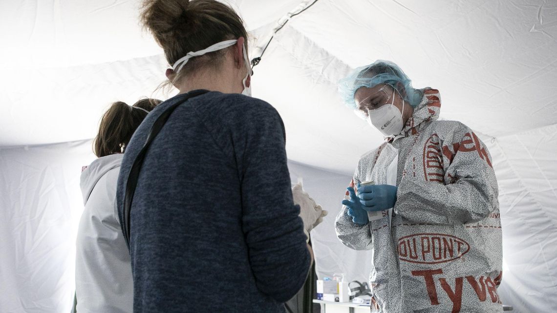 Ministerstwo o błędnie zaraportowanych przypadkach. Lubelski sanepid wyjaśnia