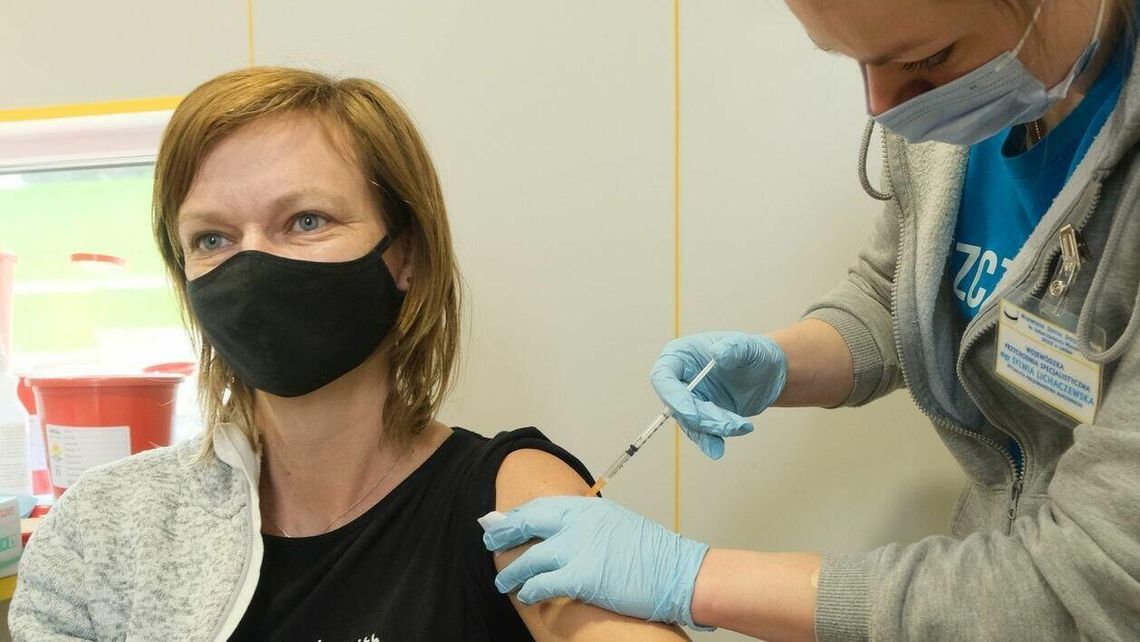 Ministerstwo Zdrowia: Lekarze mogą sprawdzić, kto się nie zaszczepił i zachęcać, by to zrobił Ministerstwo Zdrowia: Lekarze mogą sprawdzić, kto się nie zaszczepił i zachęcać, by to zrobił