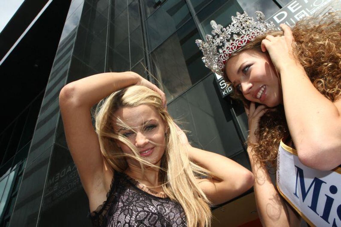 Miss Polski 2011: Laureatki jadą w świat (wideo) Miss Polski 2011: Laureatki jadą w świat (wideo)