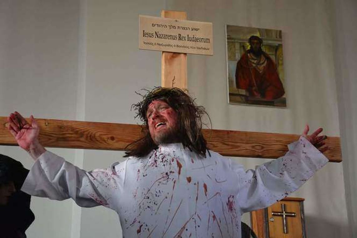 Misterium Męki Pańskiej. Droga krzyżowa w Świdniku [zdjęcia]