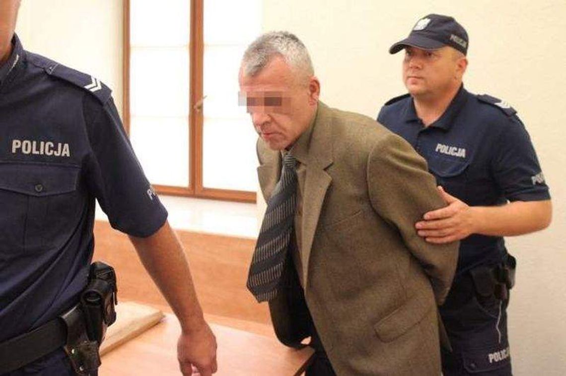 Mistrz manipulacji chciał wyjść, żeby znaleźć dowody na niewinność. Sąd się nie zgodził