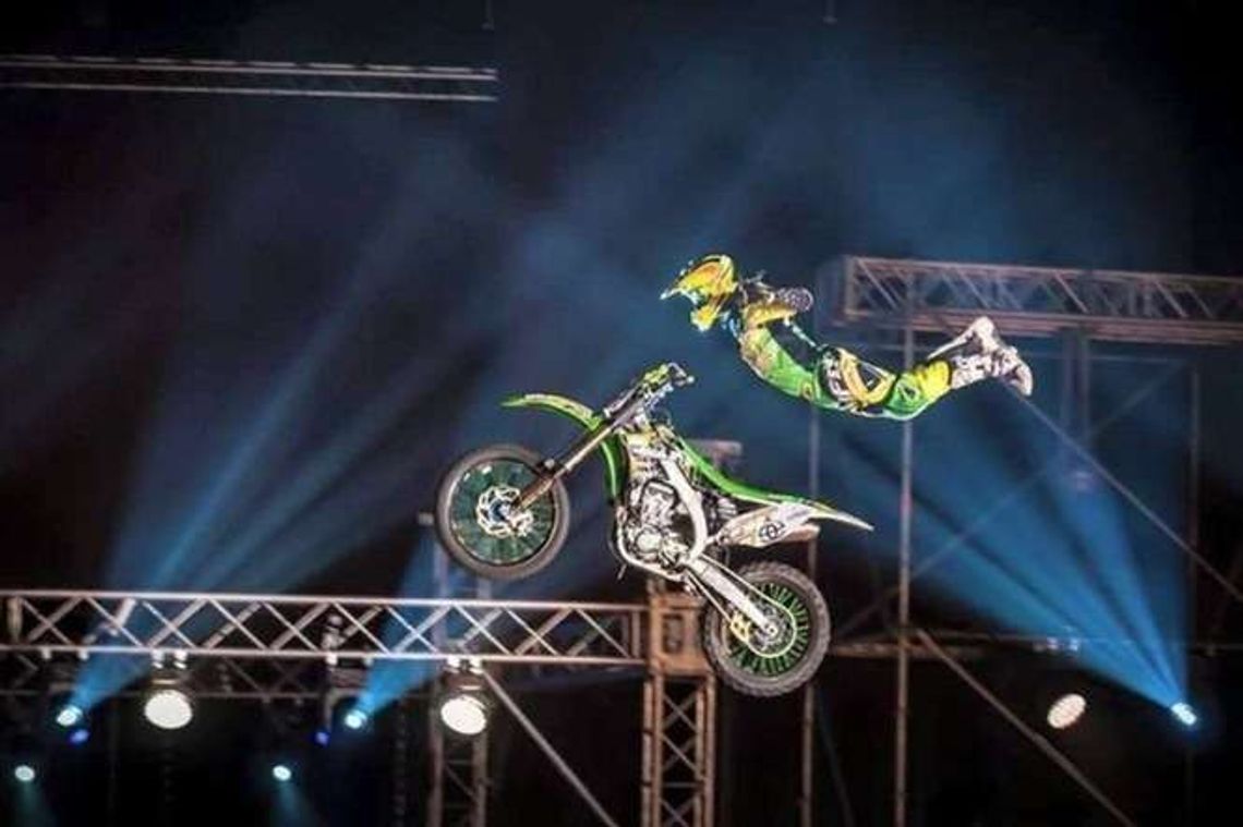 Mistrz Polski we freestyle motocrossie Artur Puzio odwiedzi Lublin