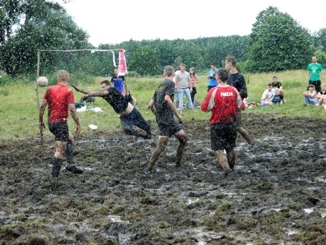 Mistrzostwa Polski w piłce błotnej. Trwają zapisy