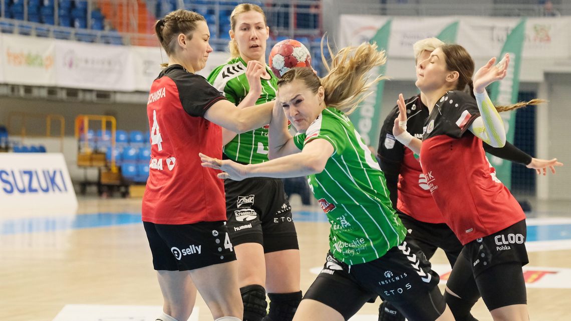 MKS FunFloor Perła Lublin – KPR Gminy Kobierzyce 27:23. Na przerwę z fotelem lidera