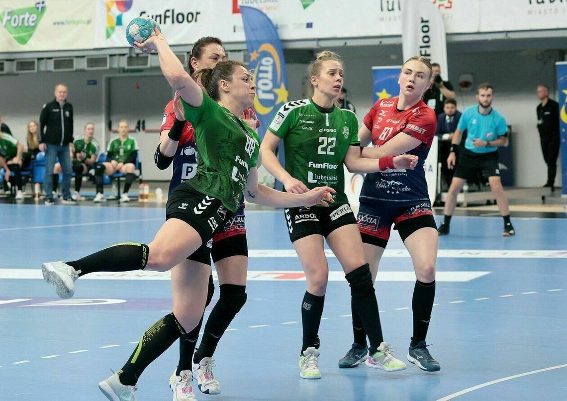 MKS FunFloor – Piotrcovia  32:28. Roszak pokazała klasę