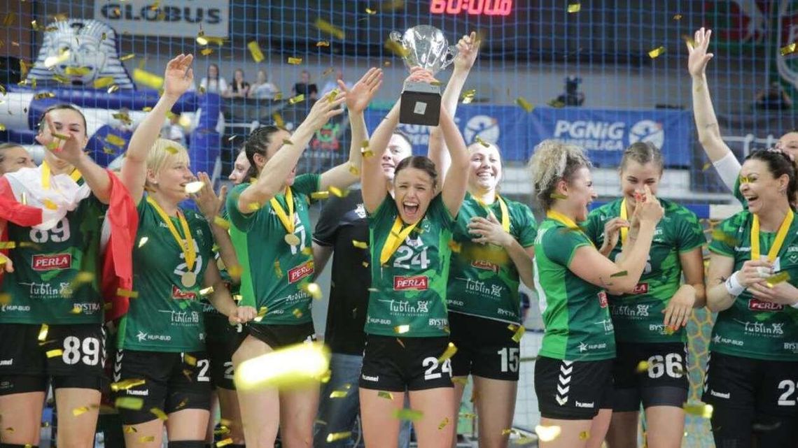 MKS Perła Lublin zdobył Challenge Cup. Wielka feta po meczu [zdjęcia, wideo]