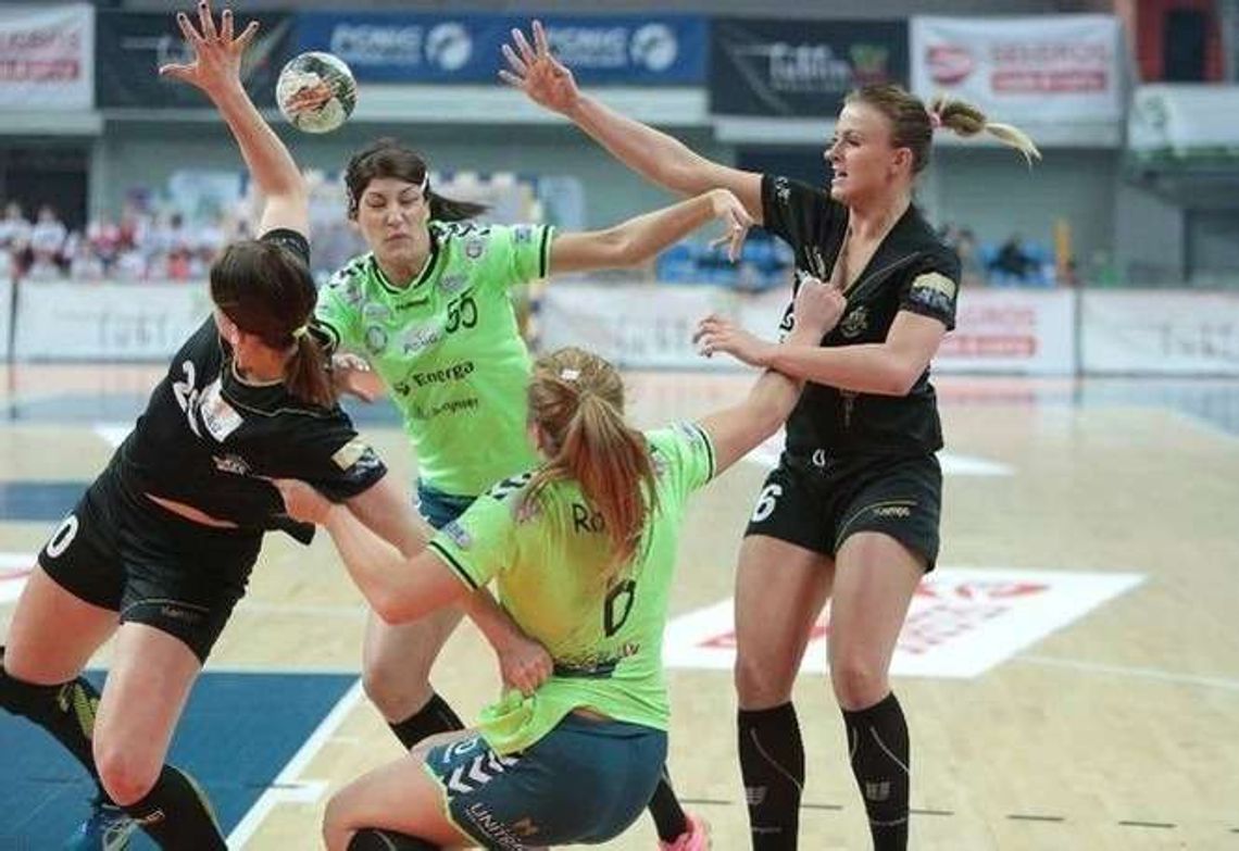 MKS Selgros lepszy od AZS Koszalin (ZDJĘCIA)