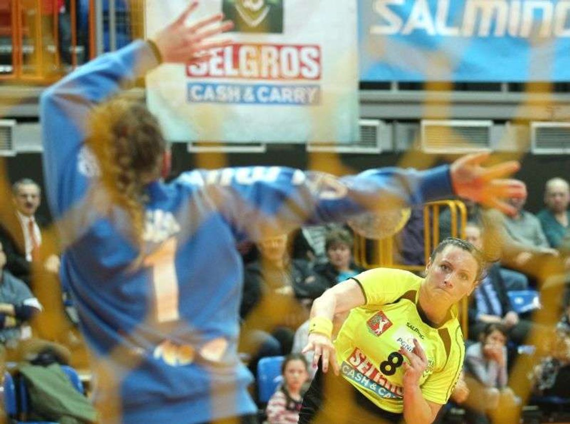 MKS Selgros Lublin - Vistal Łączpol Gdynia 26:25, pierwszy krok do złota