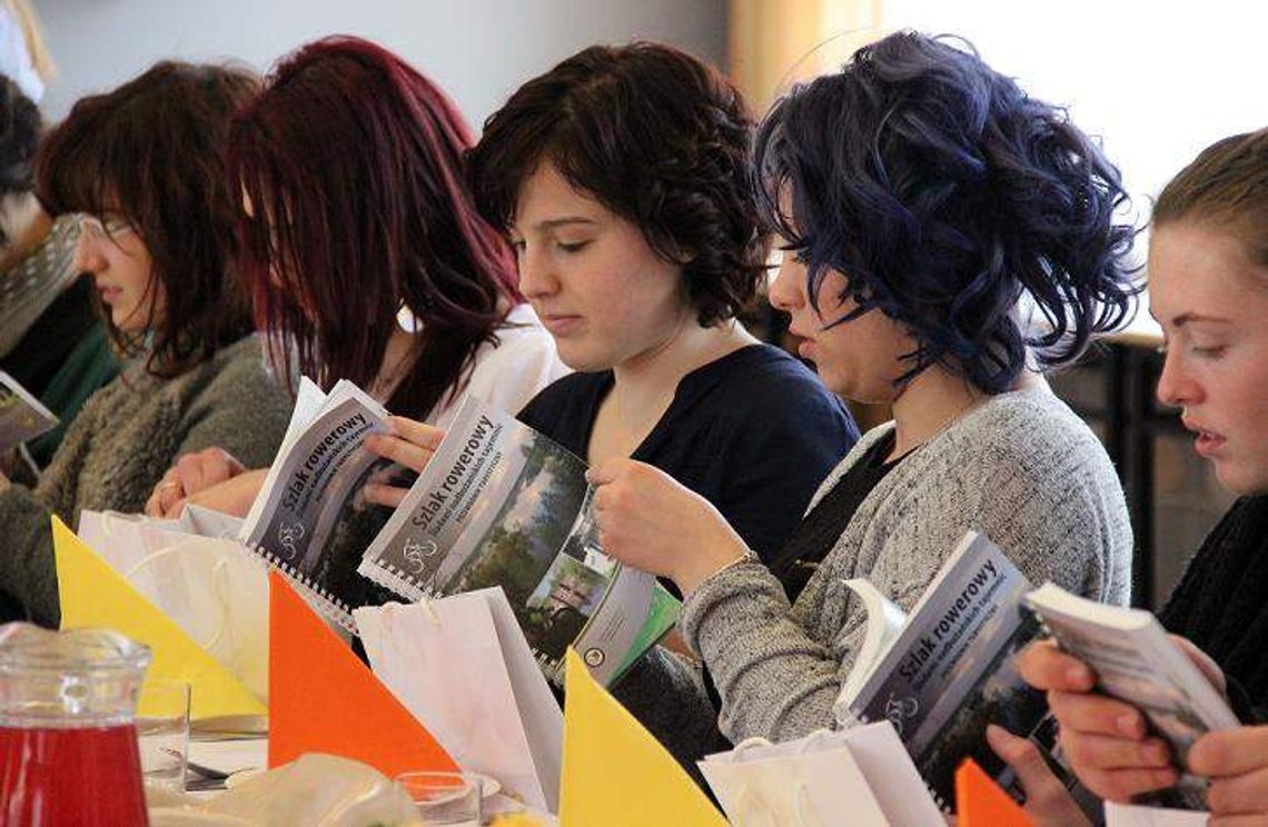 Młodzi Francuzi na stażach w Białej Podlaskiej