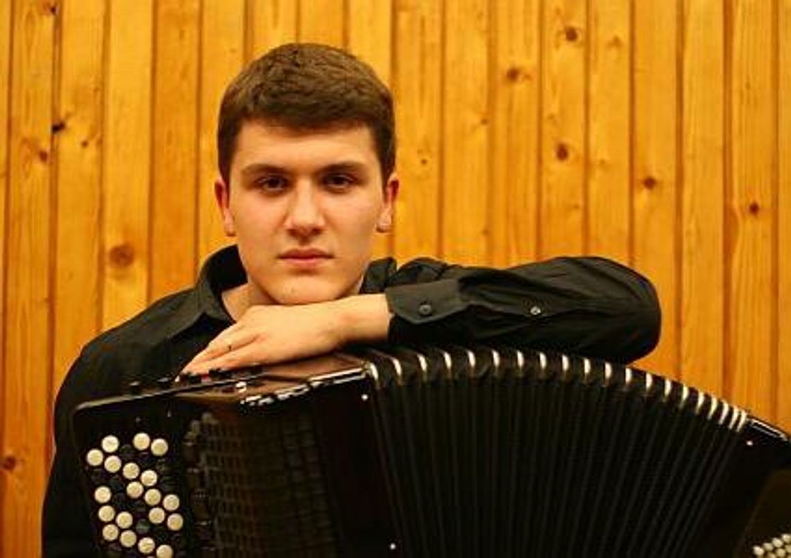 Młodzi klasyczni: Piotr Krzaczkowski