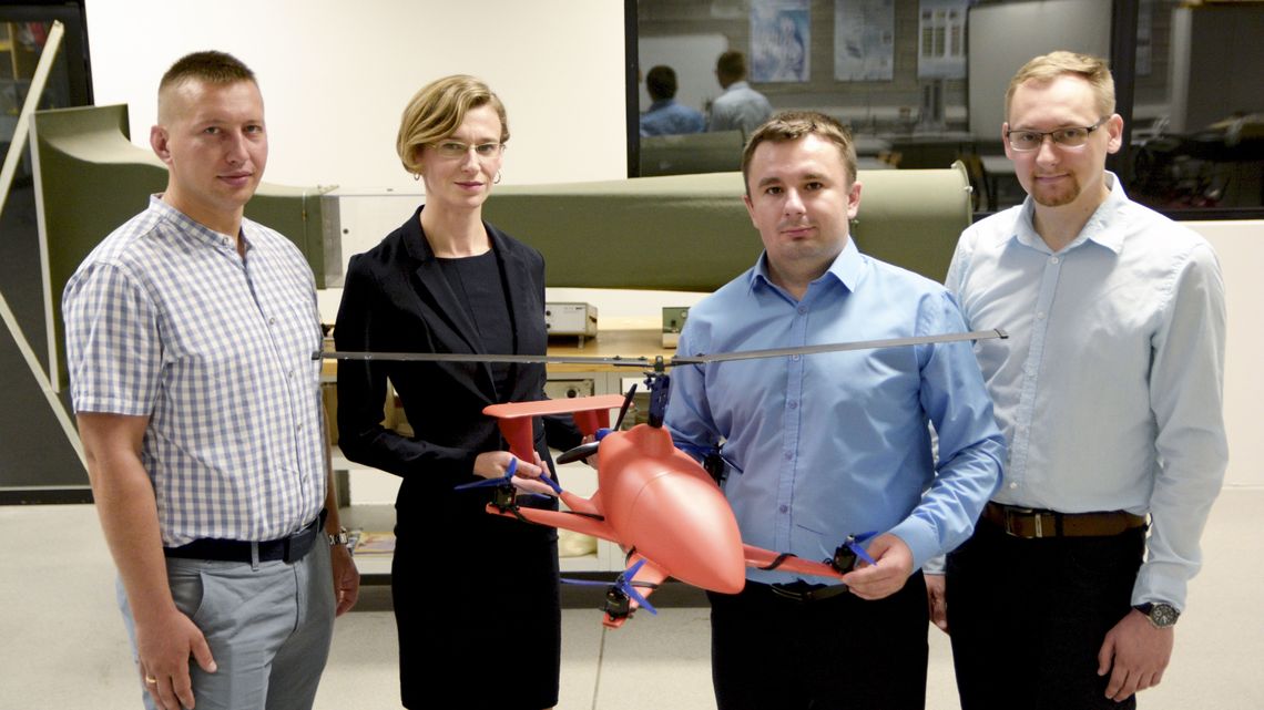 Młodzi naukowcy z Politechniki Lubelskiej zbudują drona nowej generacji Młodzi naukowcy z Politechniki Lubelskiej zbudują drona nowej generacji