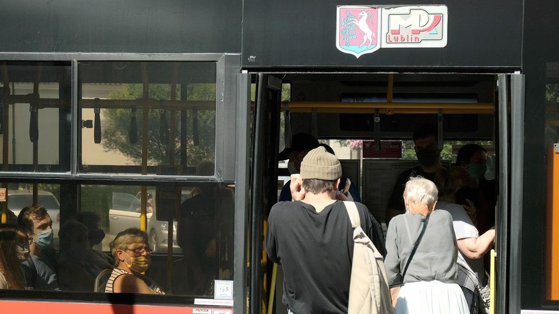 Mniej pasażerów w autobusach i trolejbusach. Od soboty nowe zasady w Lublinie