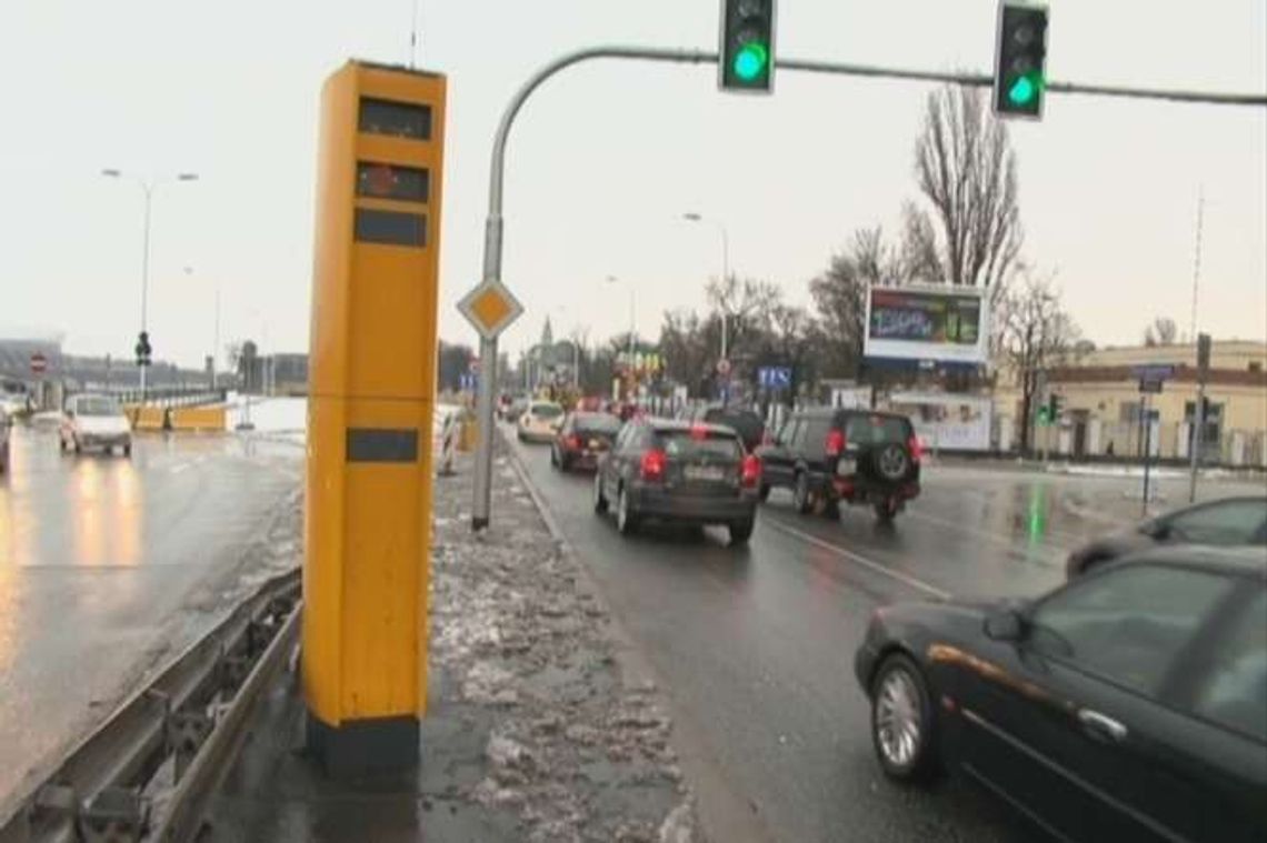 Mniej wypadków i mniej zabitych na polskich drogach (wideo)
