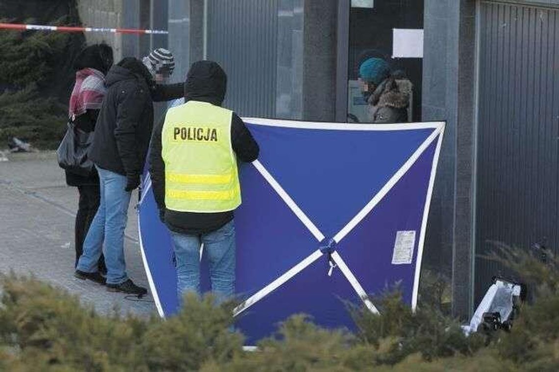 Monika zginęła pod swoim blokiem. Mąż podejrzewany o zabójstwo w coraz gorszym stanie