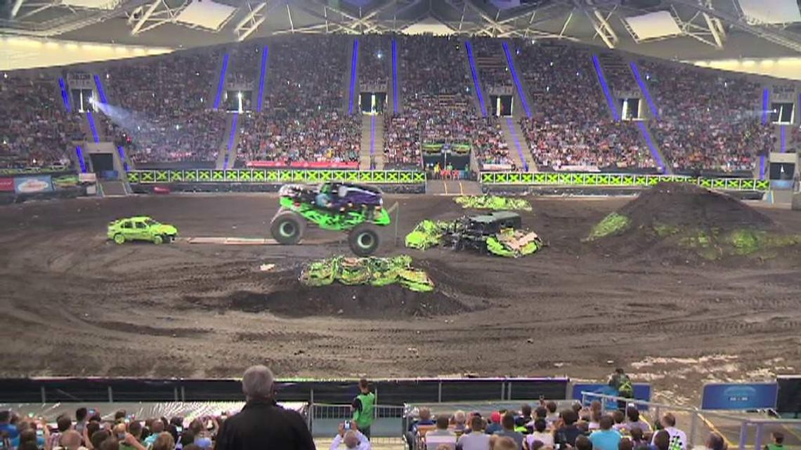 Monster Truck w Łodzi (wideo)