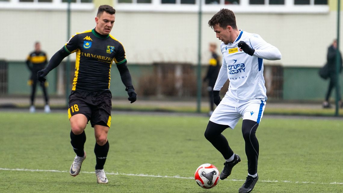 Morale idzie w górę. Wisła Grupa Azoty wygrała z czołowymi trzecioligowcami