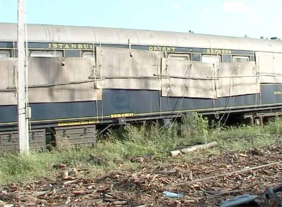 Morderstwo na Orient Expressie. Słynne wagony niszczeją przy granicy