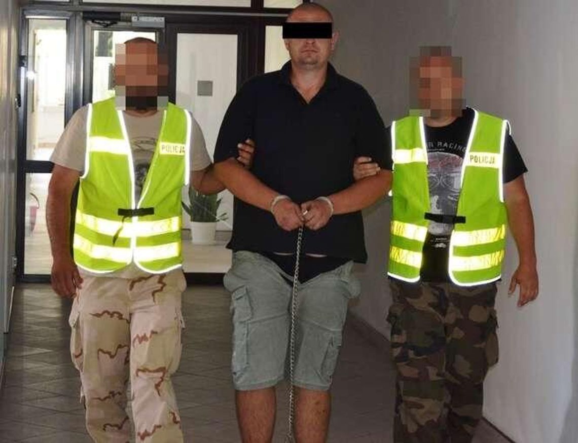 Morderstwo w Piaskach Szlacheckich. Zarzuty dla syna dwójki zabitych