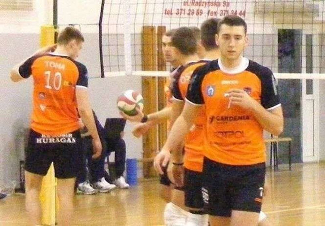 MOS Wola Warszawa – Huragan Międzyrzec Podlaski 3:0